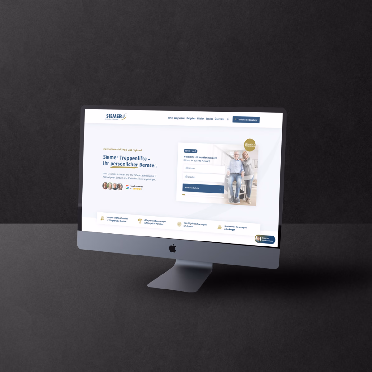 Startseite der Website von Siemer Treppenlifte mit Anfrageformular auf einem Desktop-Monitor